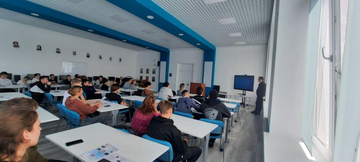 Выступление преподавателя 1